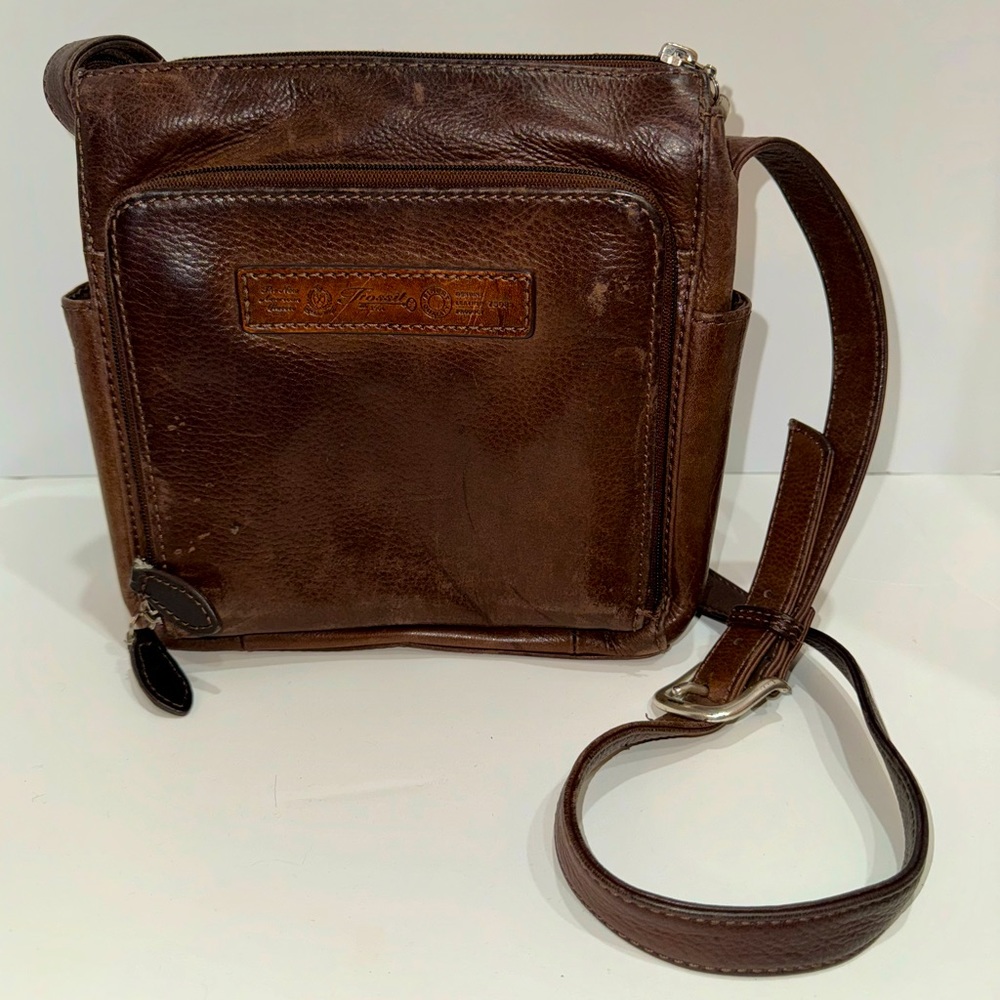 Vintage Fossil Genuine Leather 1954 Crossbody 75082 Bag